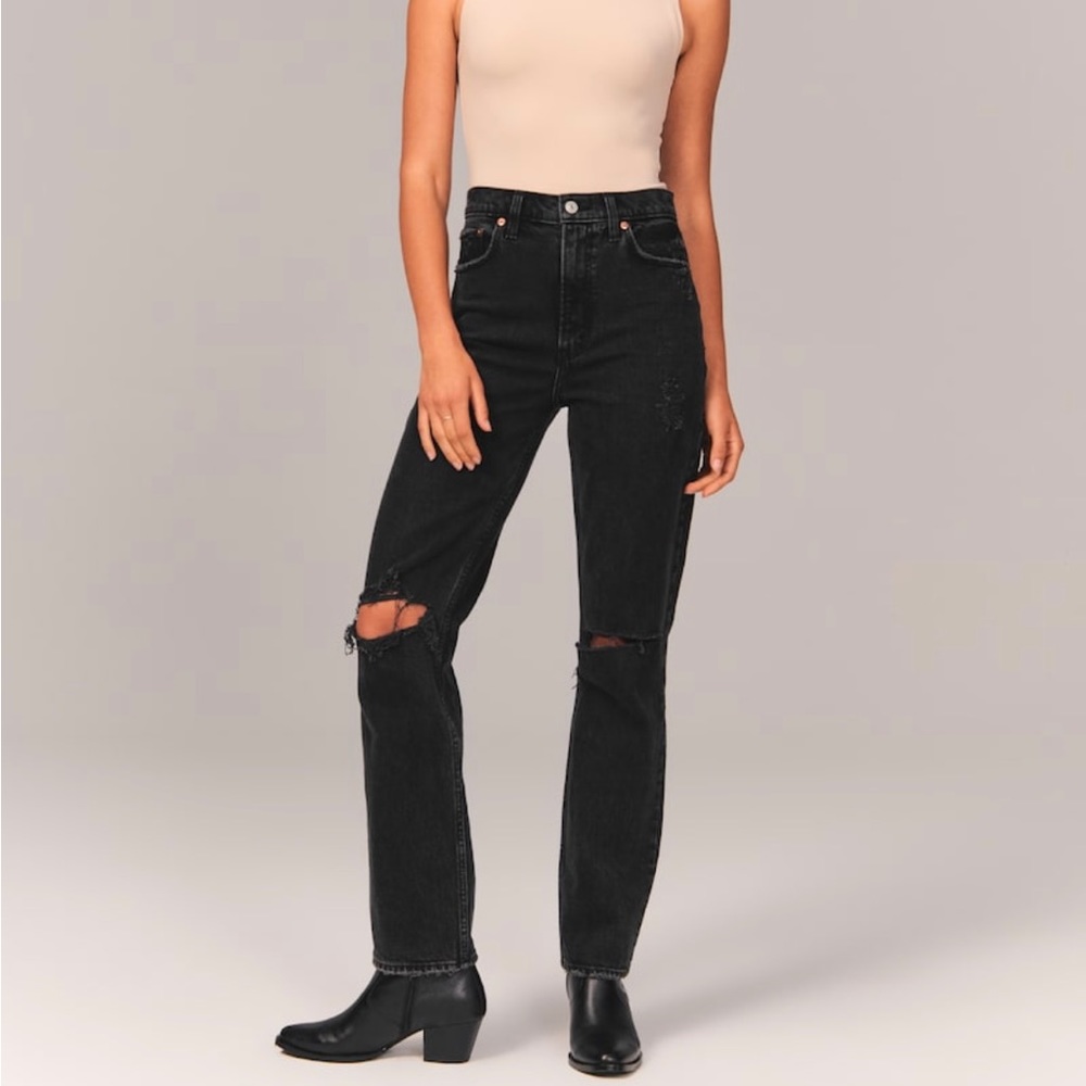 Abercrombie Ultra High Rise 90s Straight Jeans